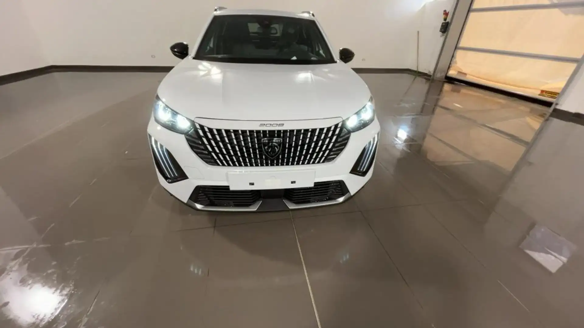 Peugeot 2008 PureTech 100 S&S Allure #VARI COLORI Bianco - 2