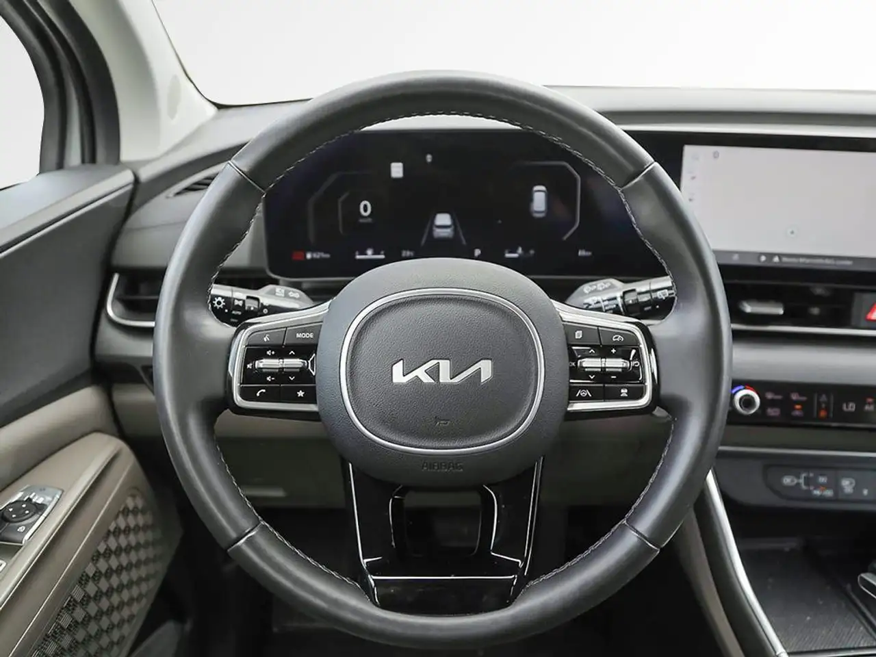 Kia Carnival снимка Kia Carnival