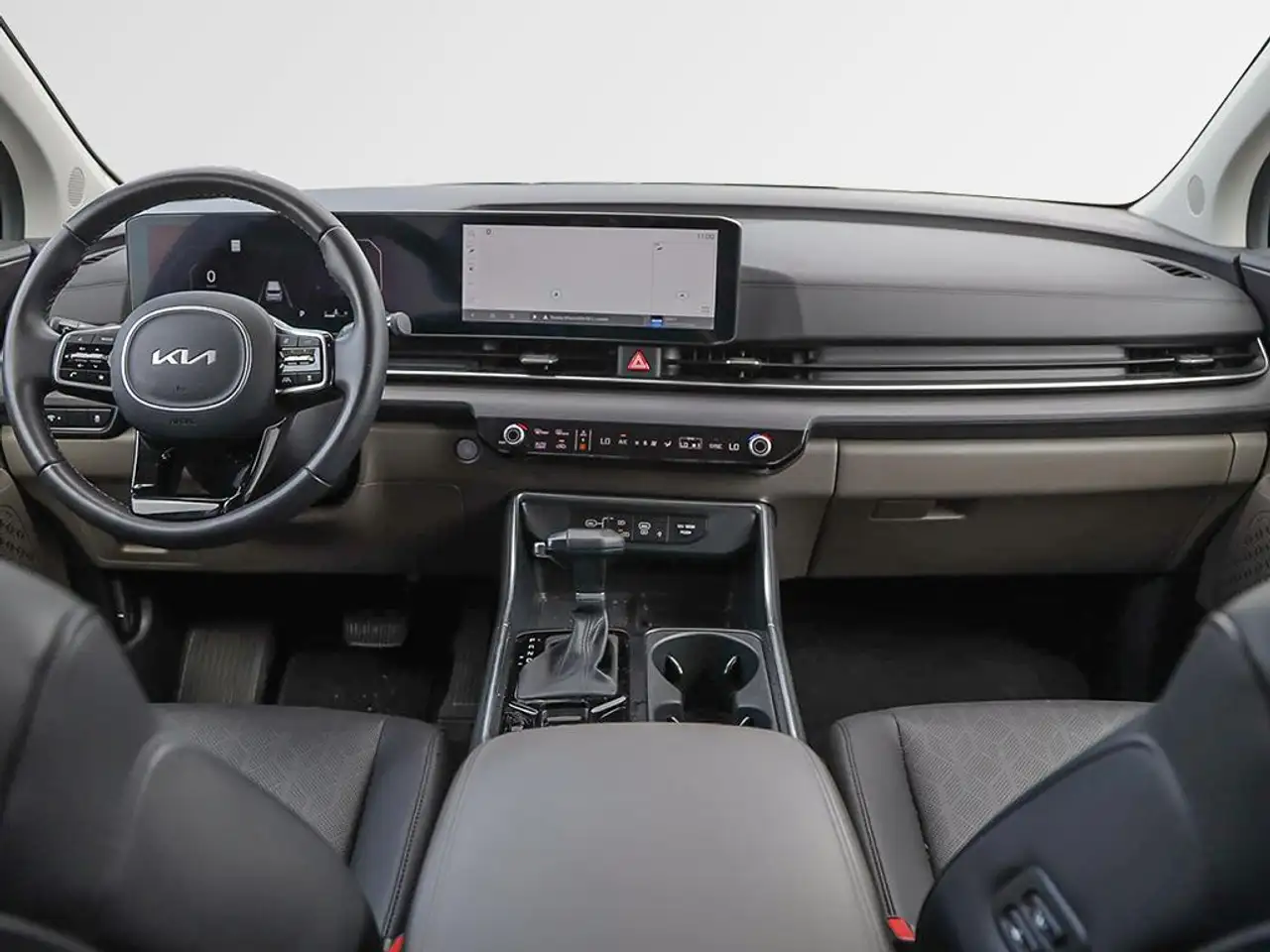 Kia Carnival снимка Kia Carnival