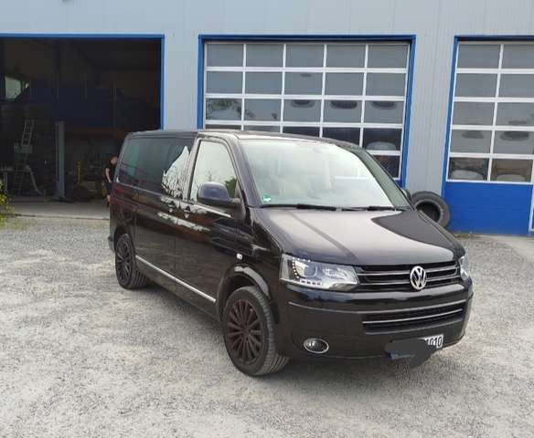 Imagine Volkswagen T5 Multivan DSG 4MOTION Highline