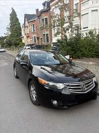 2.0i Executive