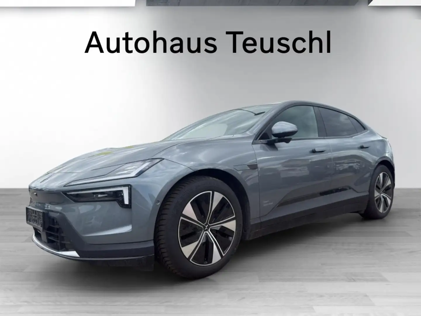 Polestar 4 Polestar 4 coupe Long range Dual motor - Plus Grau - 1