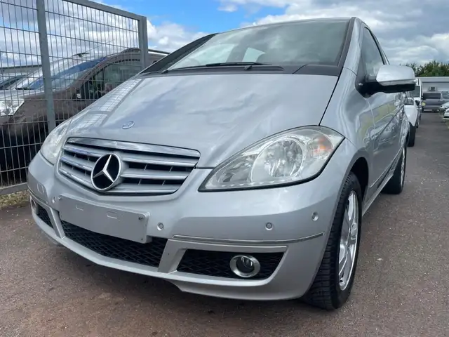 Mercedes-Benz 180 A 180 AVANTGARDE