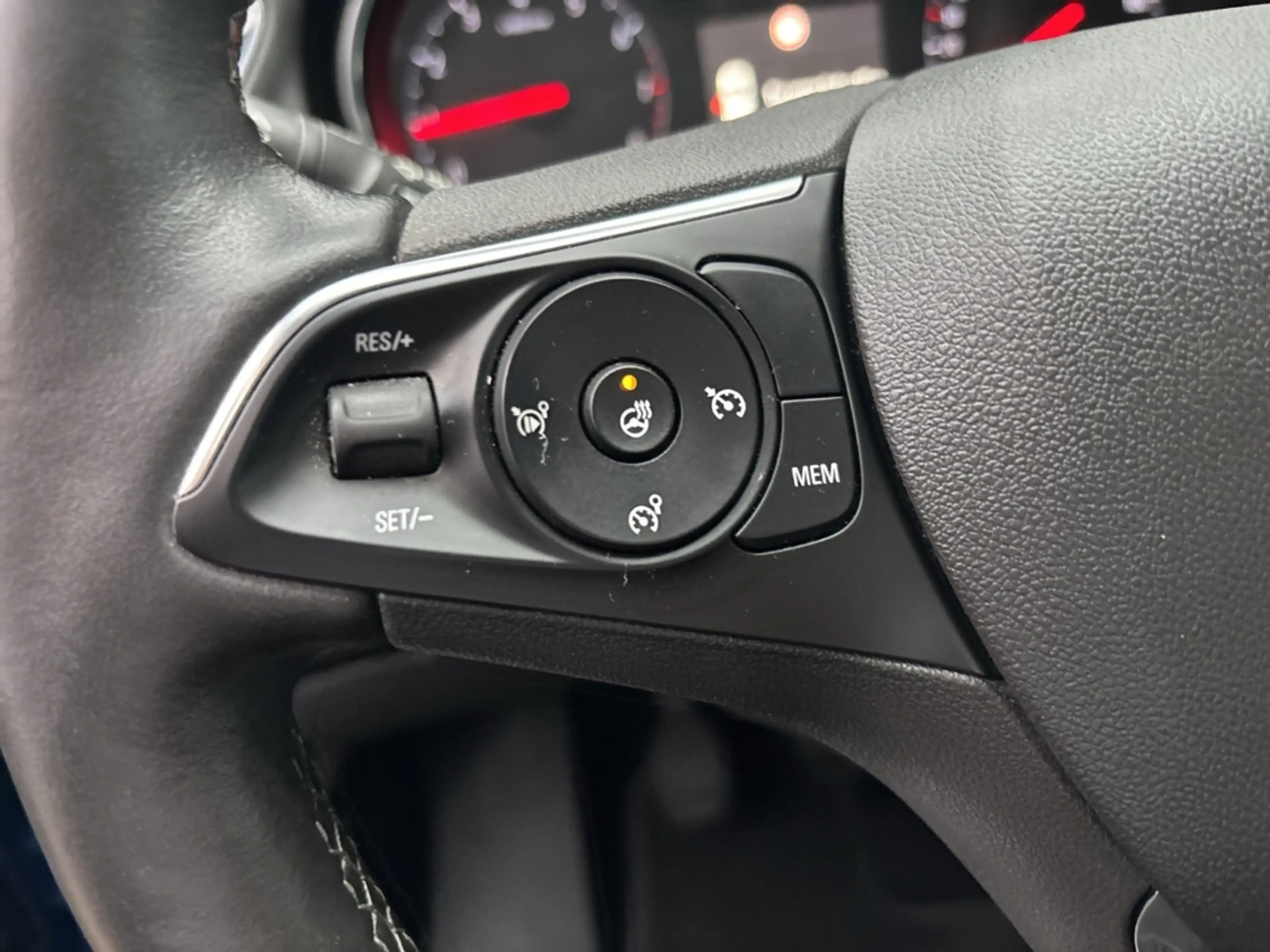 Opel Grandland INNOVATION +PDC+Kamera+Sitzhzg+Tempomat+AHK+Klima — photo 14
