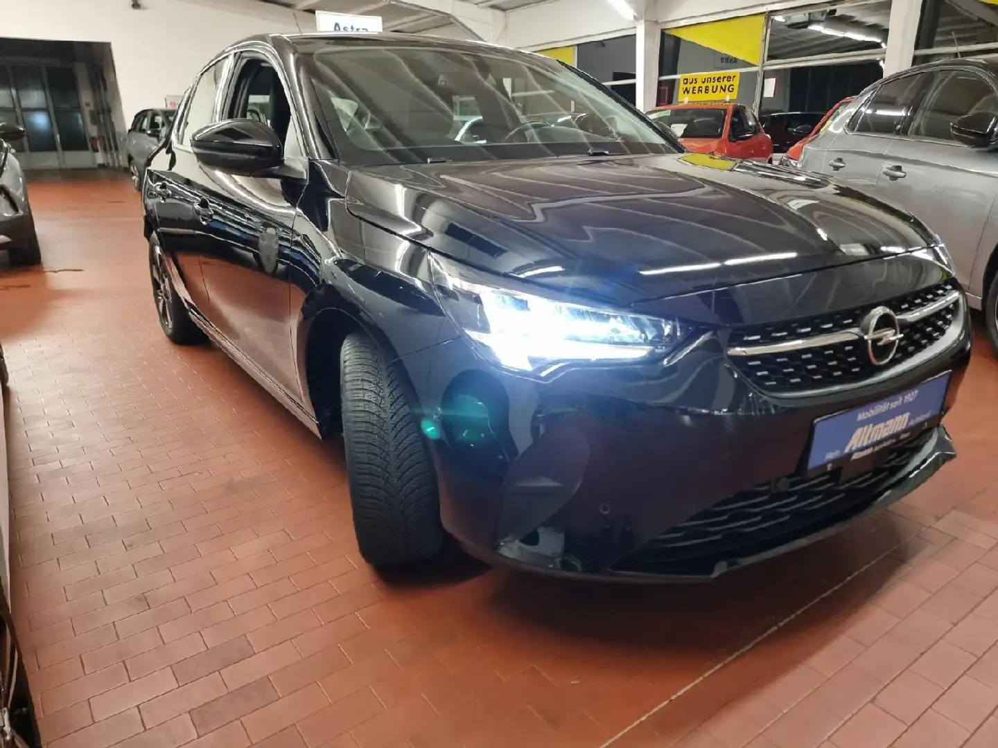 Opel Corsa-e Elegance Park&Go Klimaautom. SHZ LHZ 11KW Onboard Zwart - 2