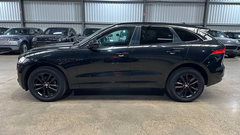 Jaguar F-Pace F-Pace 2.0 D AWD Prestige Business Edition — photo 7