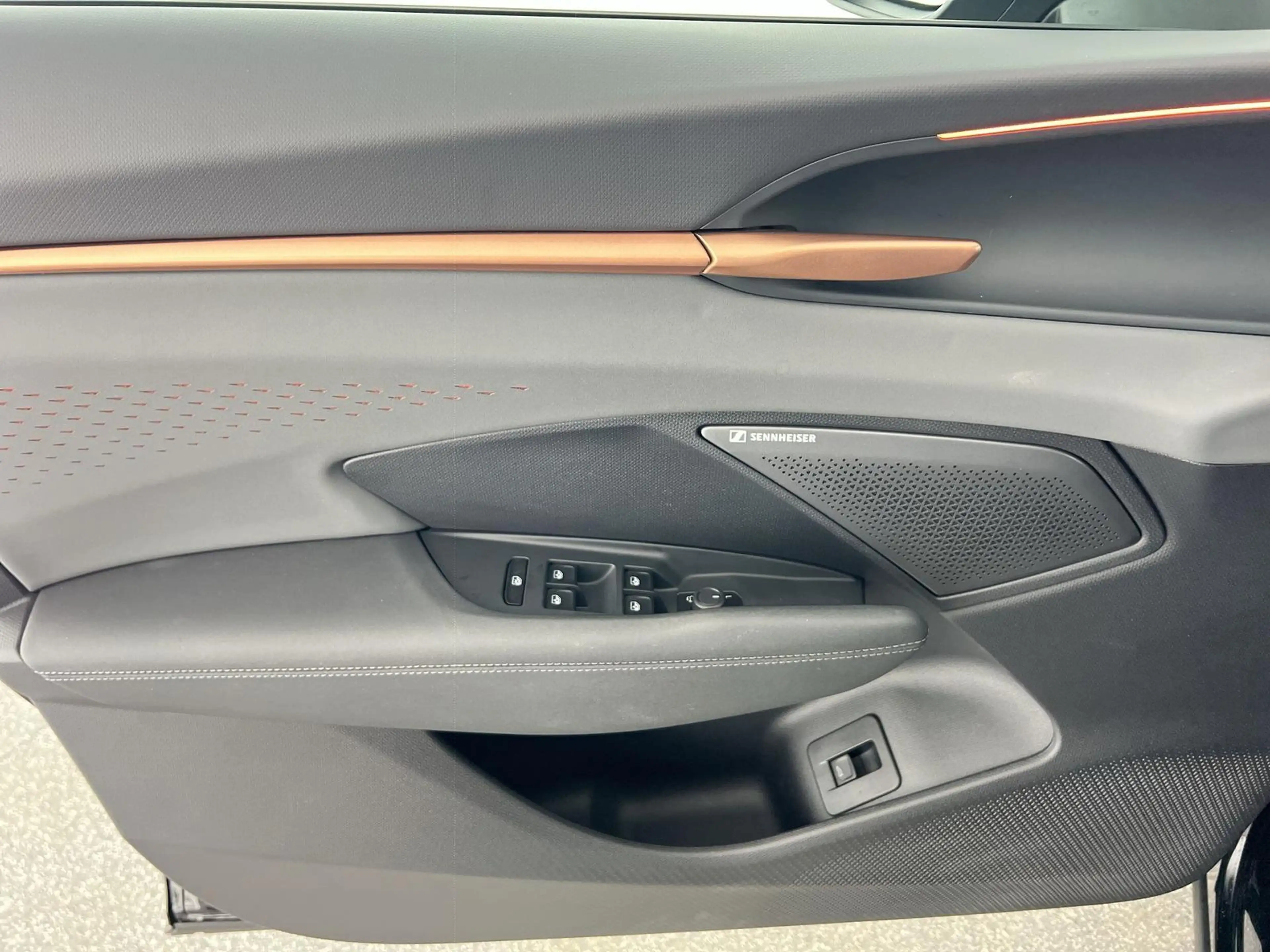 CUPRA Terramar Basis Hybrid 1.5eTSI*SHZ*NAVI*360°K*uvm — photo 10