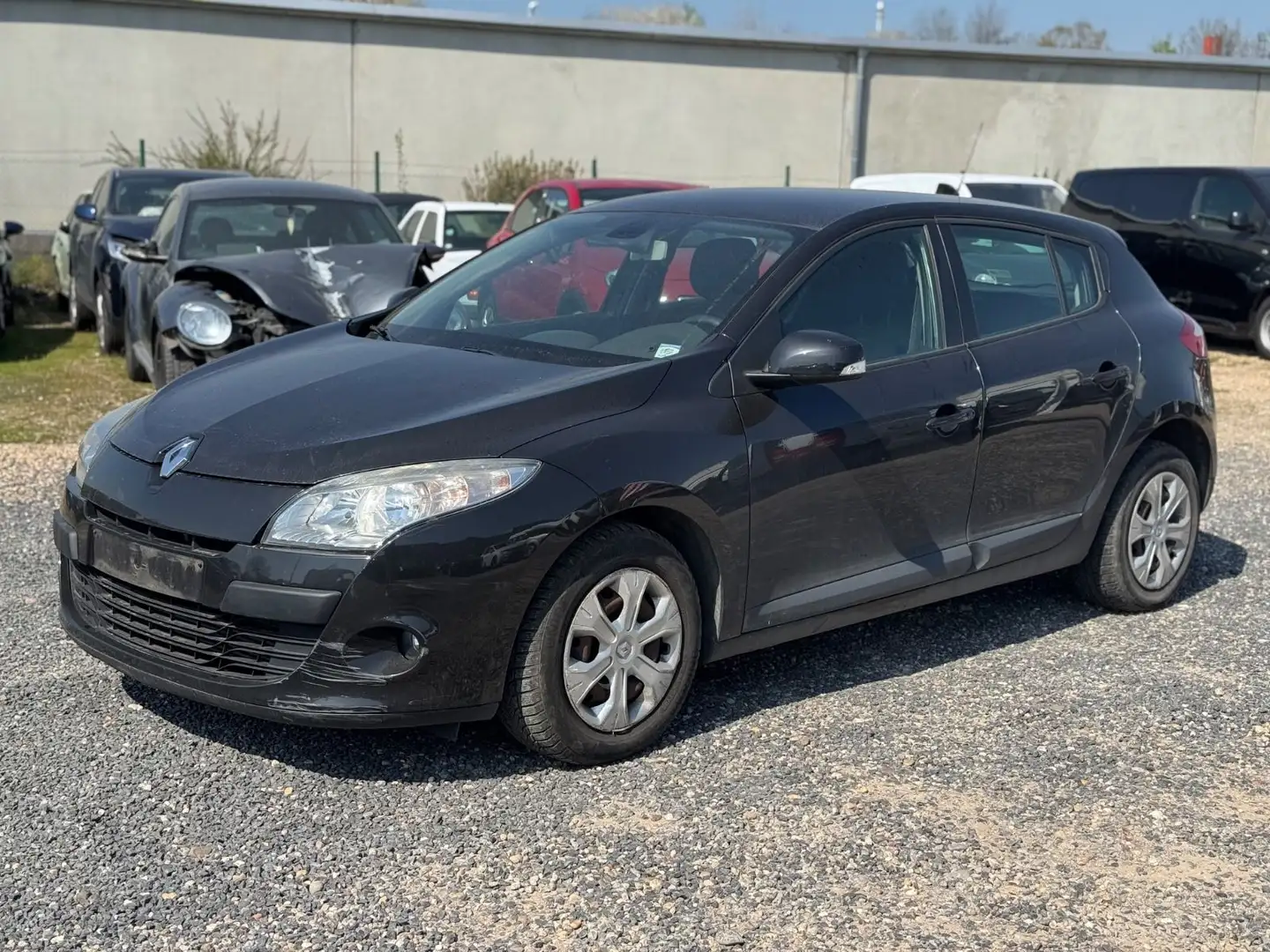 Renault Megane III Lim. 5-trg. Expression Schwarz - 1