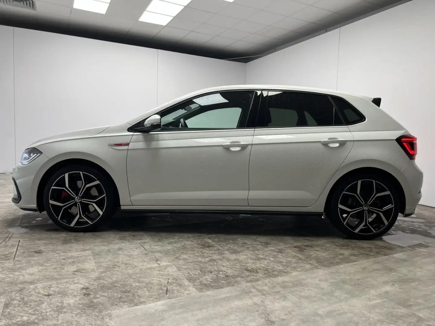 Volkswagen Polo GTI 2.0 TSI DSG Panorama Klima Navi Einparkhilfe Weiß - 2
