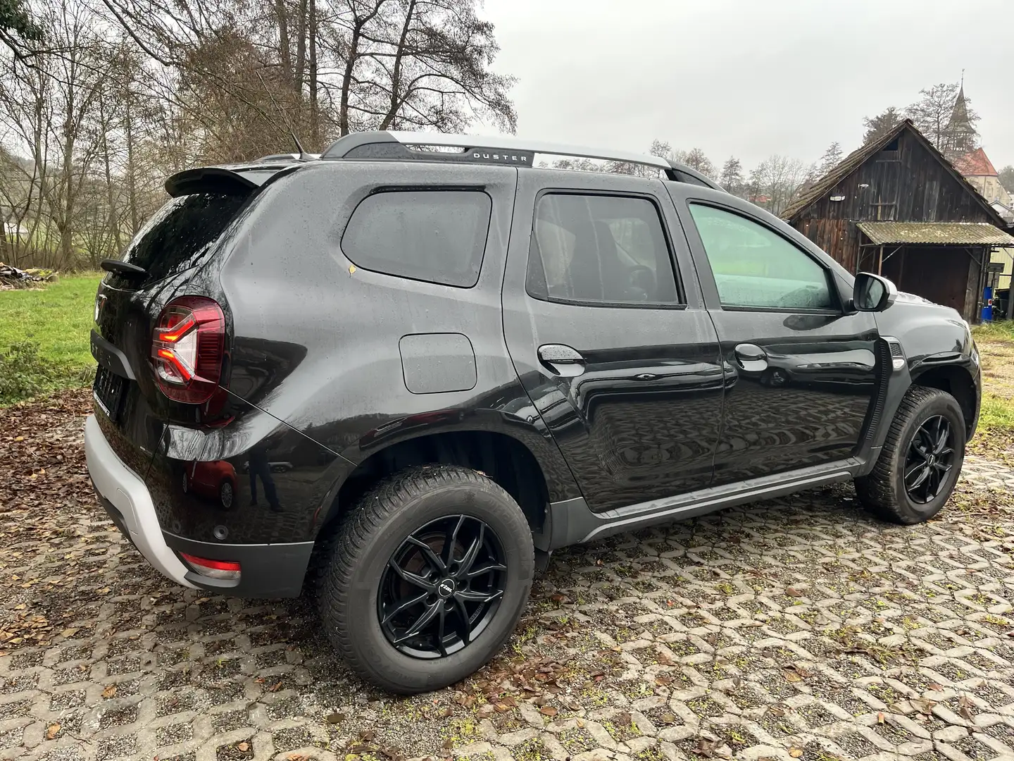 Dacia Duster Prestige Schwarz - 2