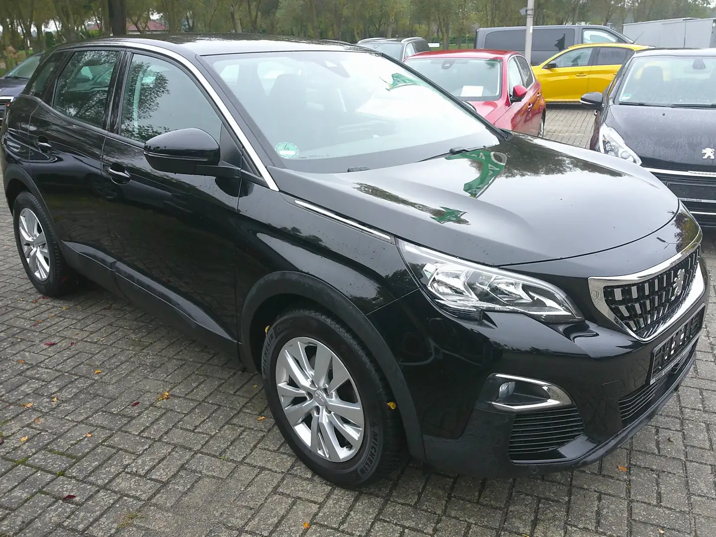 Peugeot 3008 3008 PureTech 130 Active Business, EPH, Kamera, Schwarz - 1