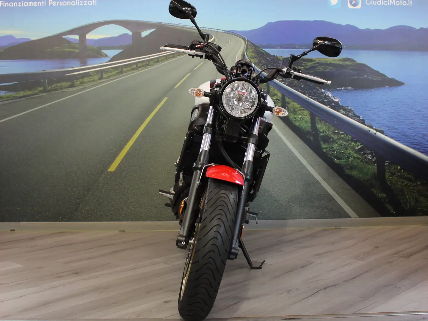 Yamaha XSR 700 ABS - 2020 - km  17961 Weiß - 2