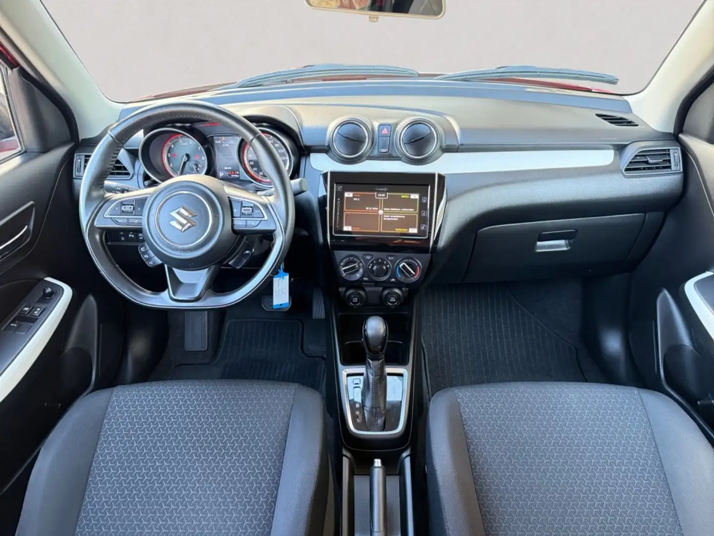 Suzuki Swift 1.2 Select Sm.Hybr.| Camera|Carplay Rouge - 2