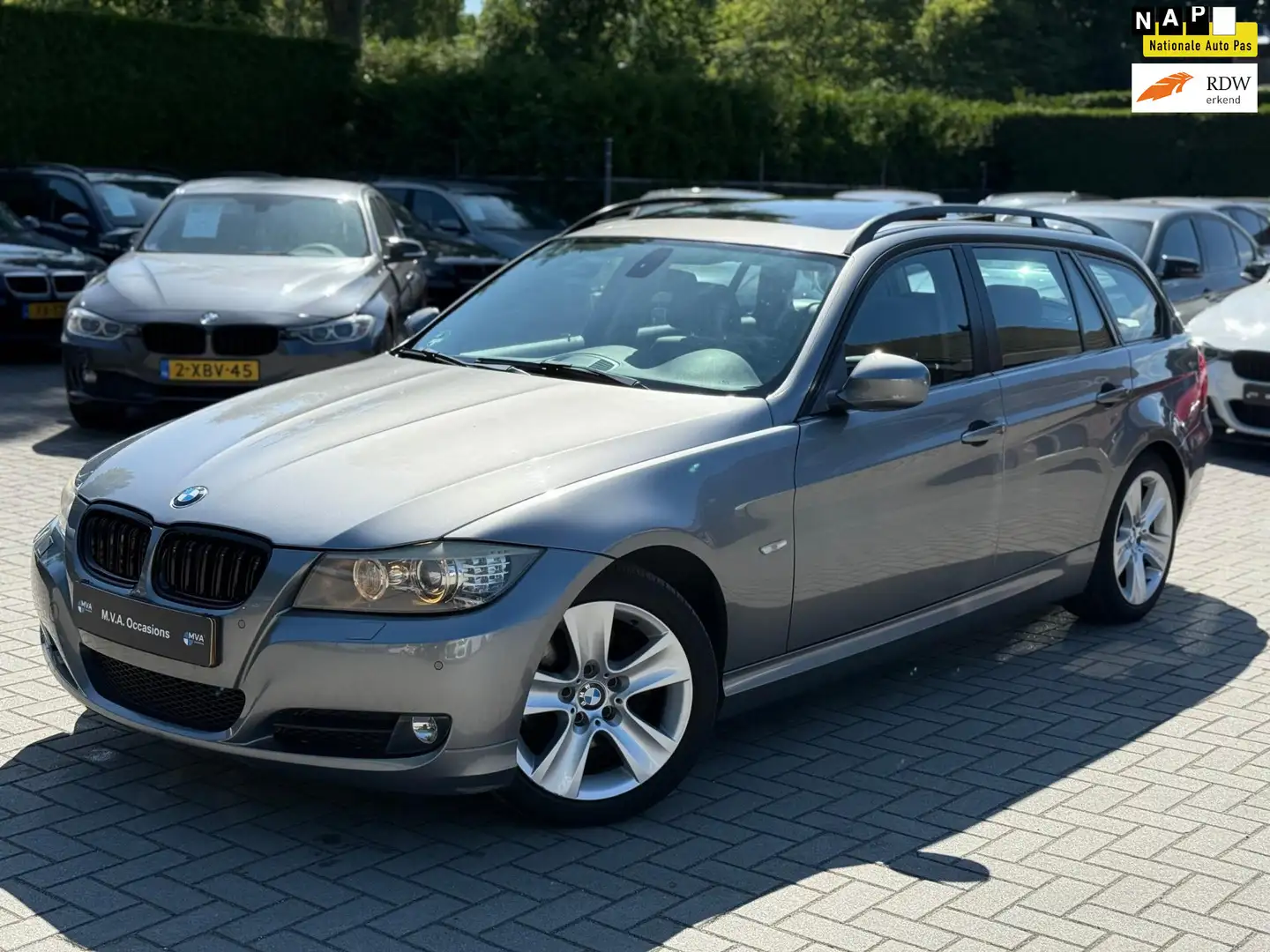 BMW 320 3-serie Touring 320i Business Line|Ketting vervang Grijs - 1
