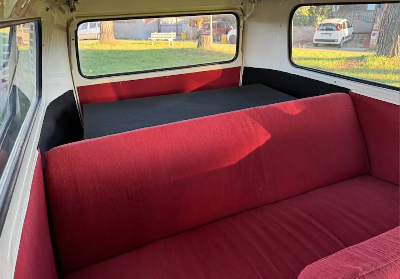 Volkswagen T2 9 posti, foto 12