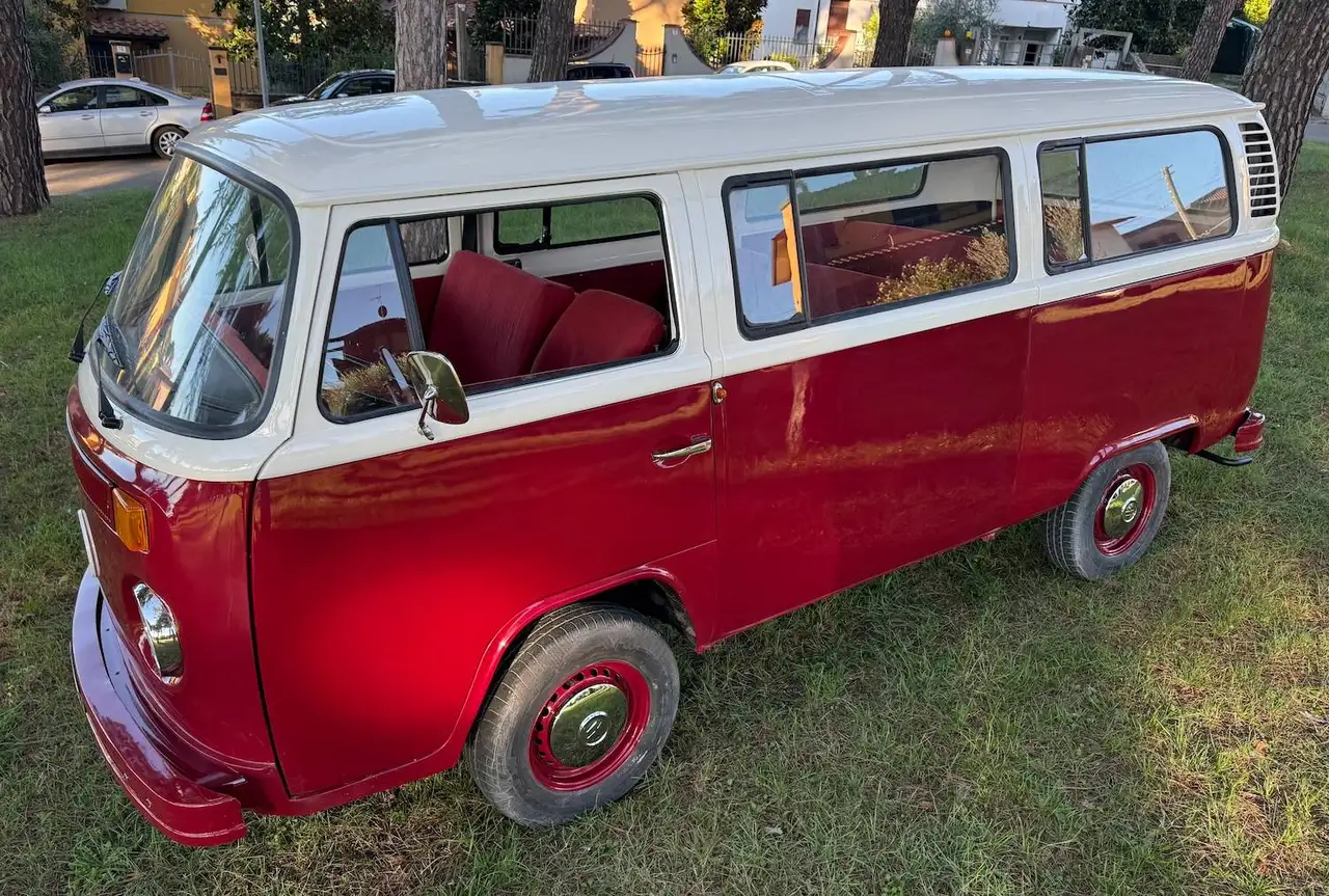 Volkswagen T2 9 posti, foto 2