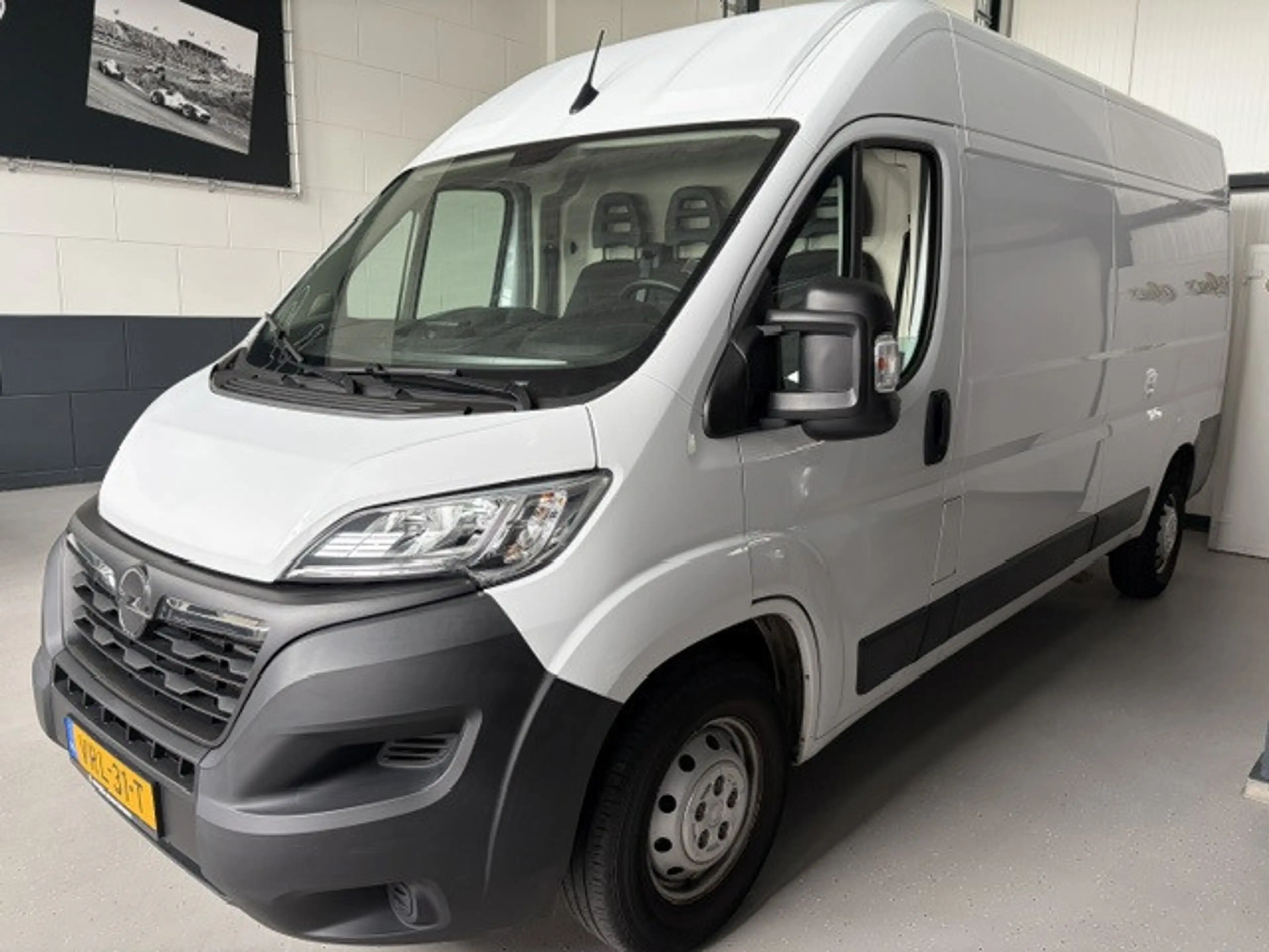 Opel Movano 2.2D 140 Zwaar L3H2 Edition — photo 8