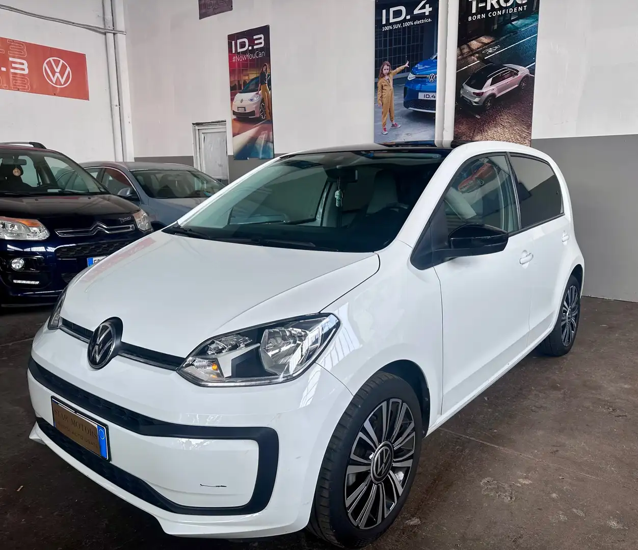 Volkswagen up! 5p 1.0 evo Sport 65cv NEOPATENTATI Bianco - 1