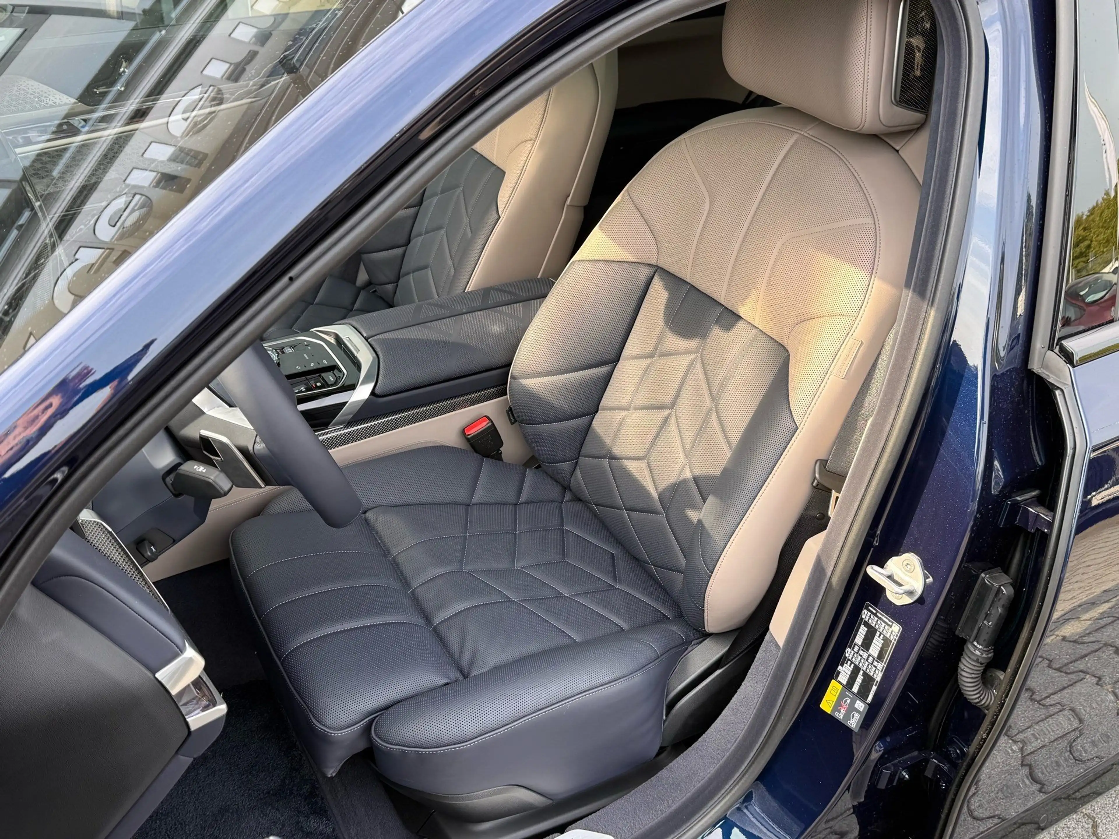 BMW i7 xDrive60 M Sport PRO //ExecutiveLoungeSeating — photo 10