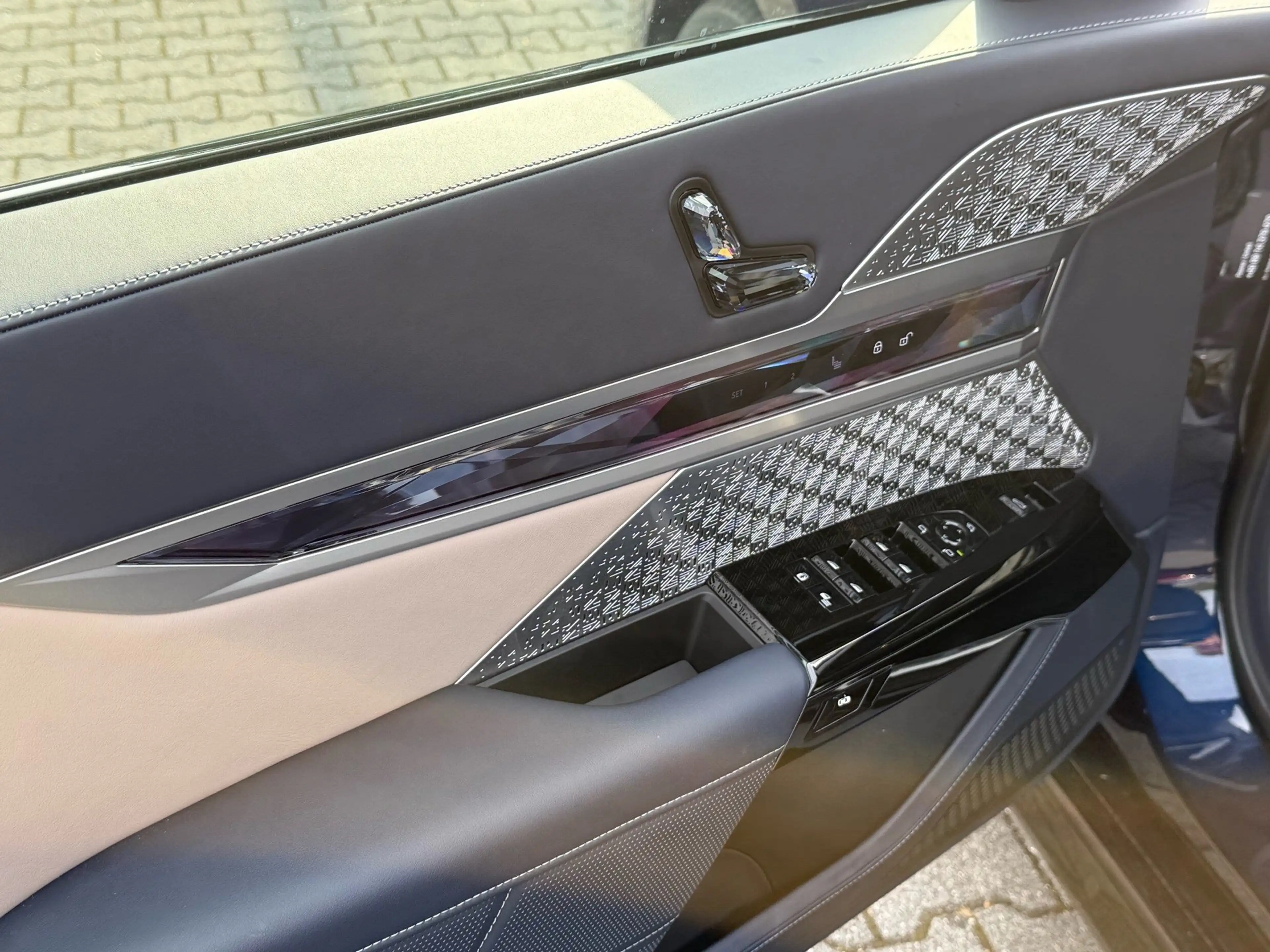 BMW i7 xDrive60 M Sport PRO //ExecutiveLoungeSeating — photo 7