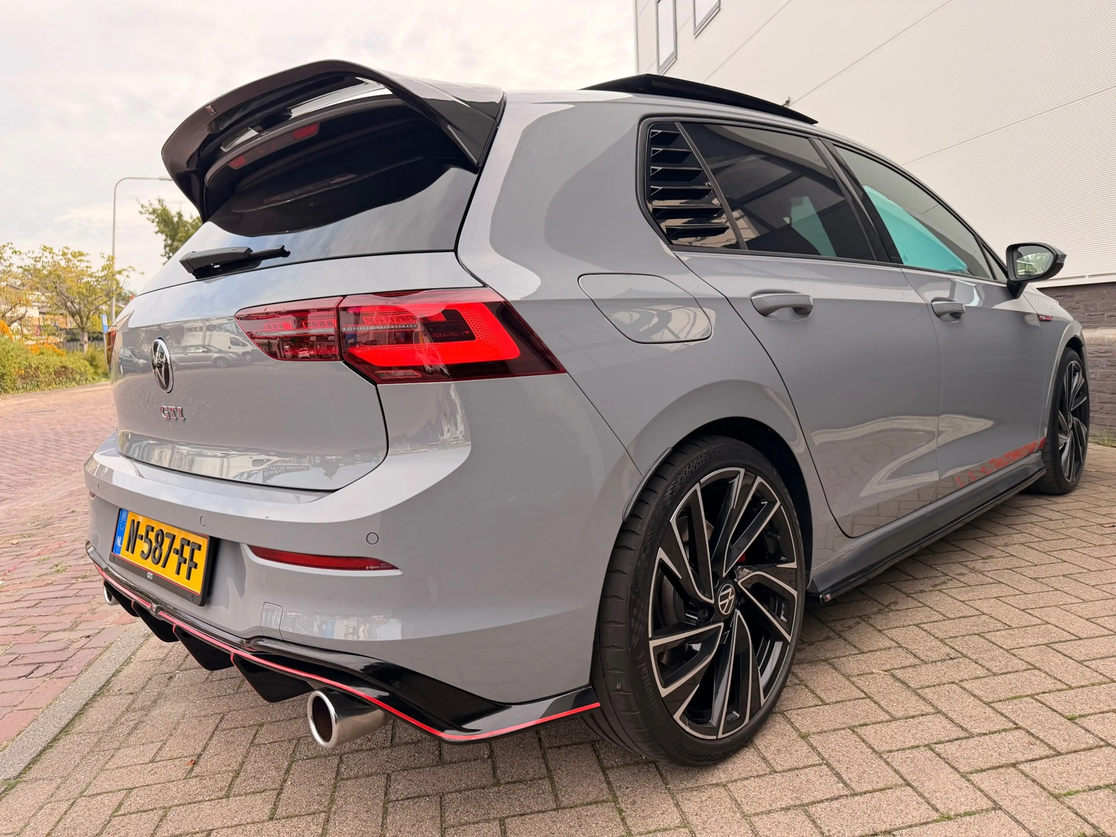 Volkswagen Golf GTI 2.0 TSI GTI/Bom Vol/340pk/Pano/keyless/Sfeerverlic — photo 3