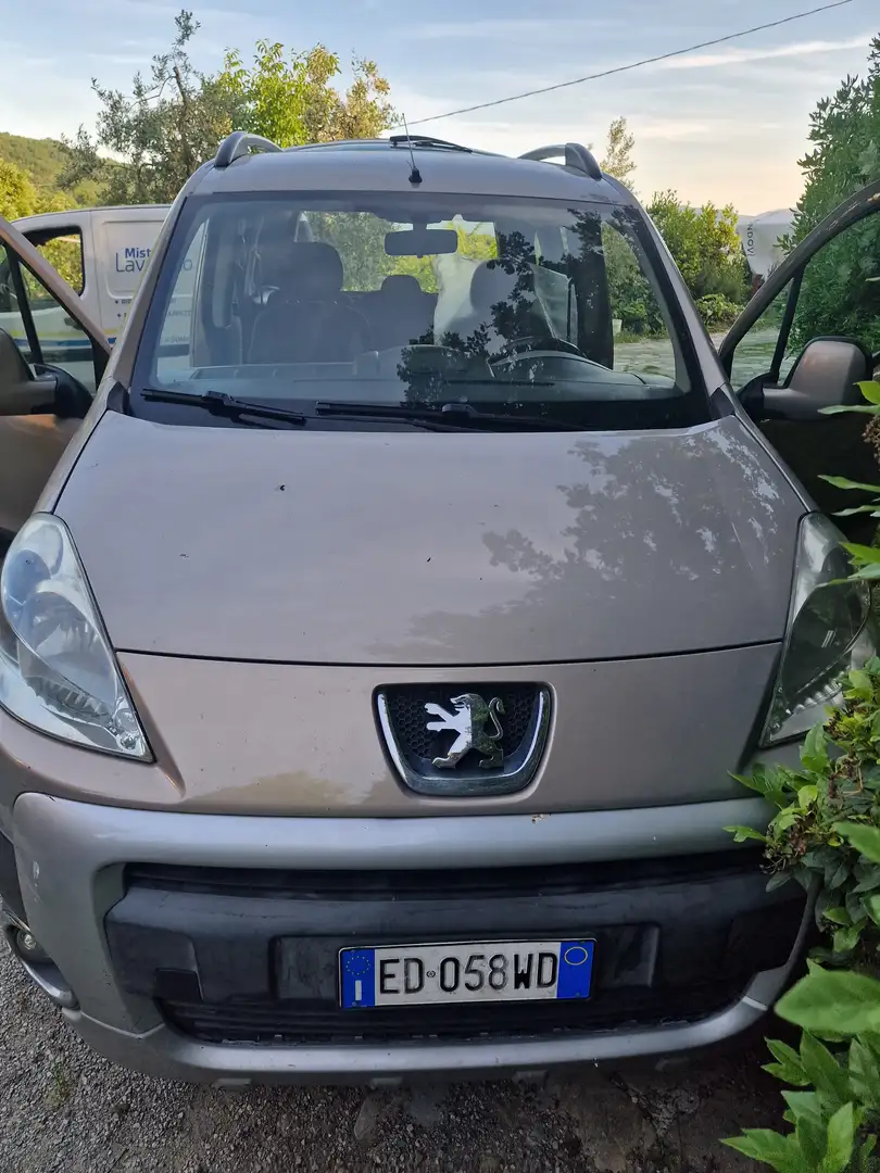 Peugeot Partner Partner Tepee 1.6 hdi Beige - 1