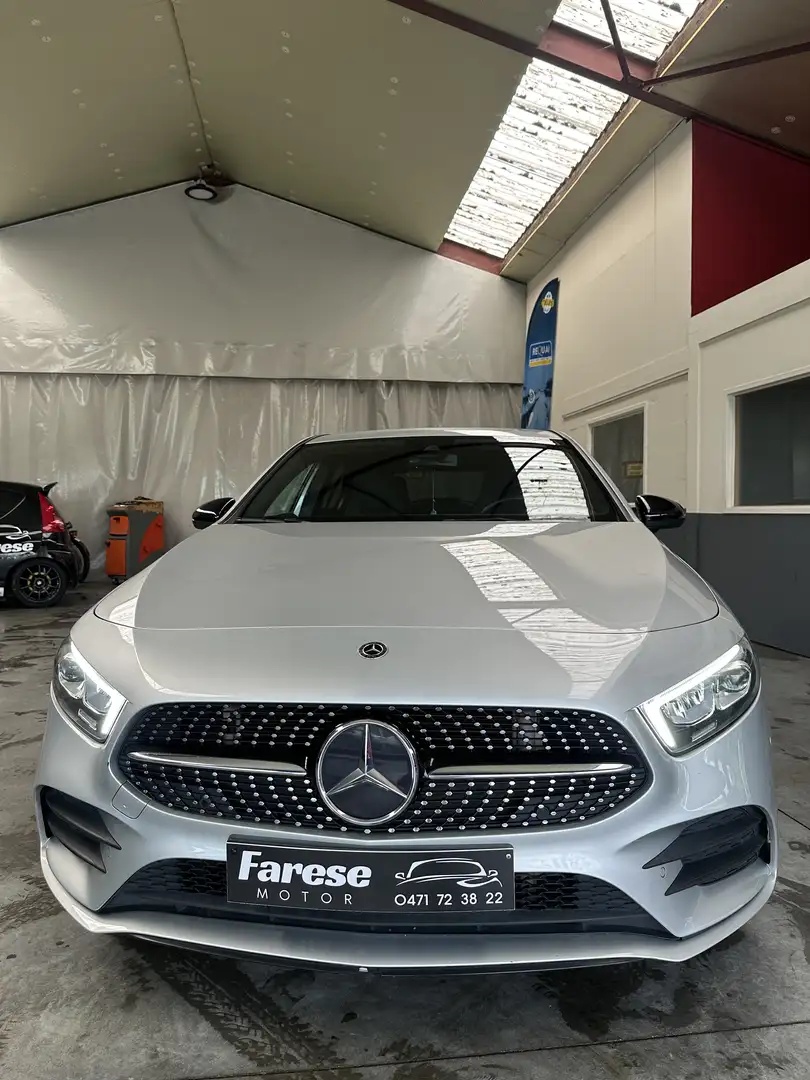 Mercedes-Benz A 180 AMG Line Silber - 2