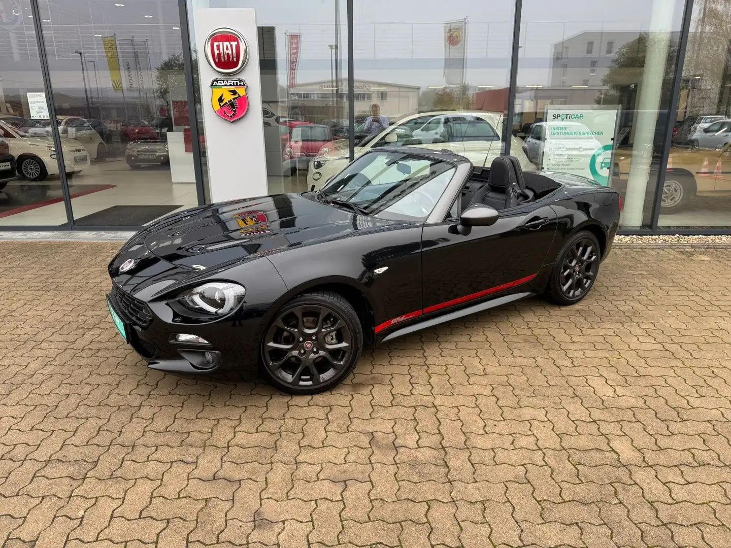 Fiat 124 Spider 1.4 Lusso  S-Design WKR+ZRneu Schwarz - 2