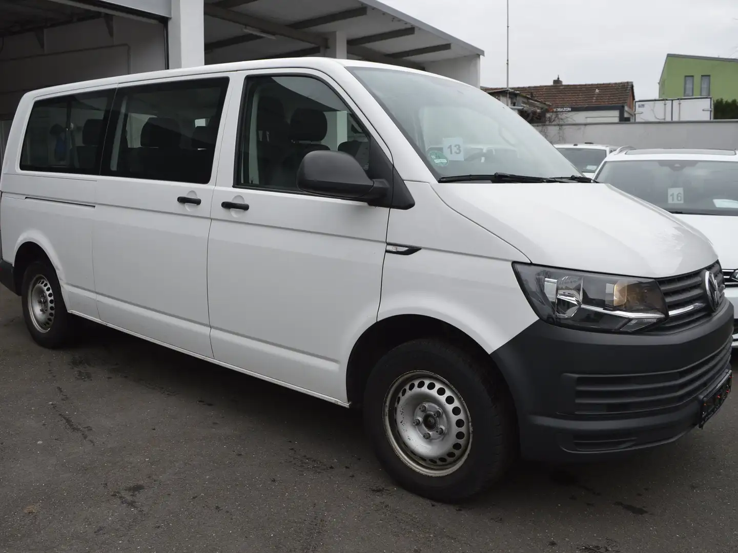 Volkswagen T6 Transporter 2.0TDI Lang 9 Sitzer, Klima*Elektr.Paket*Komfort* Weiß - 1