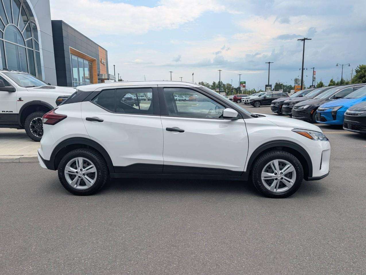 2025 Nissan Kicks S — снимка 1