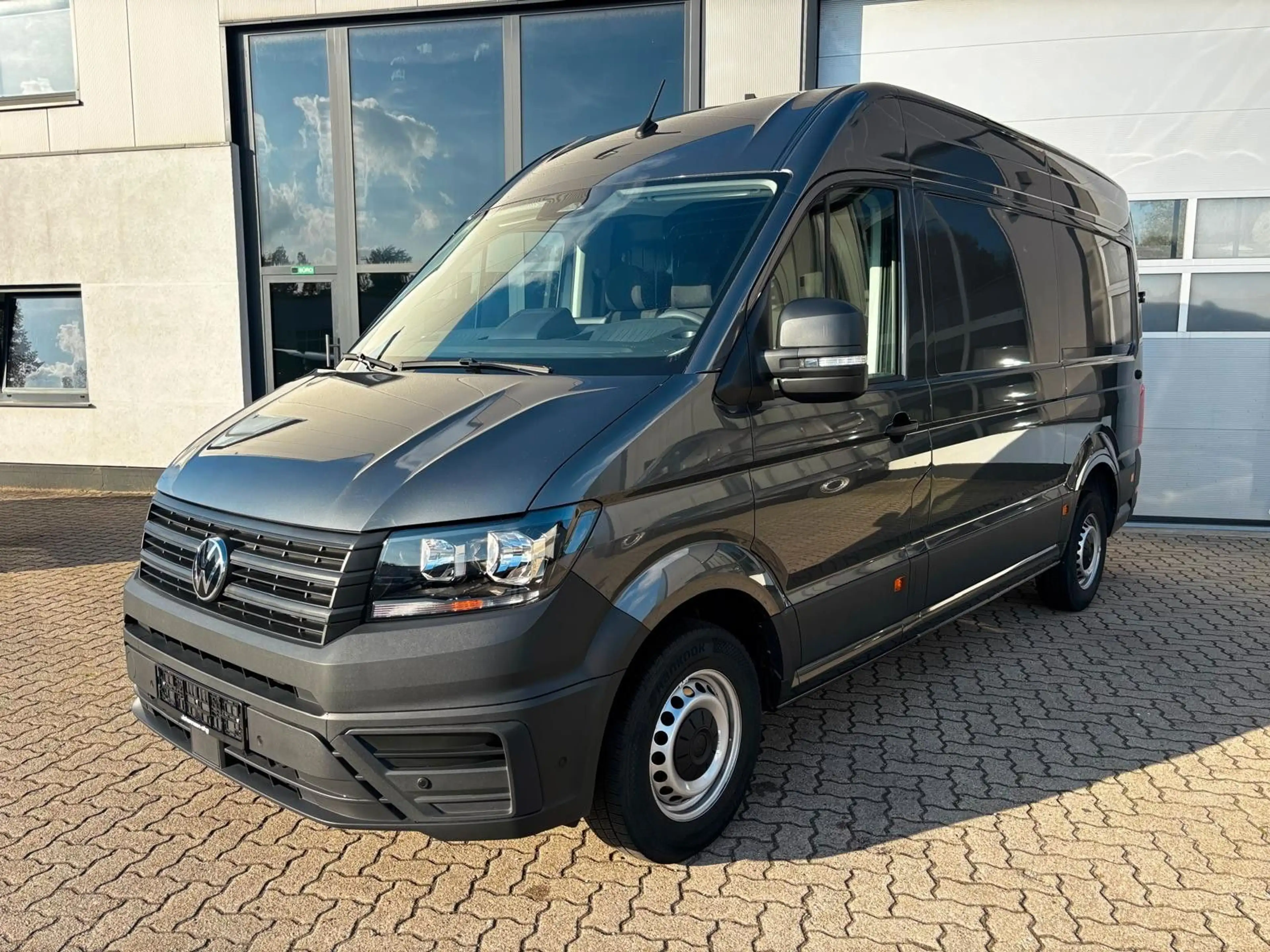 Volkswagen Crafter Kasten 35 MR Hoch RFK/NAVI/5.J.GARANTIE