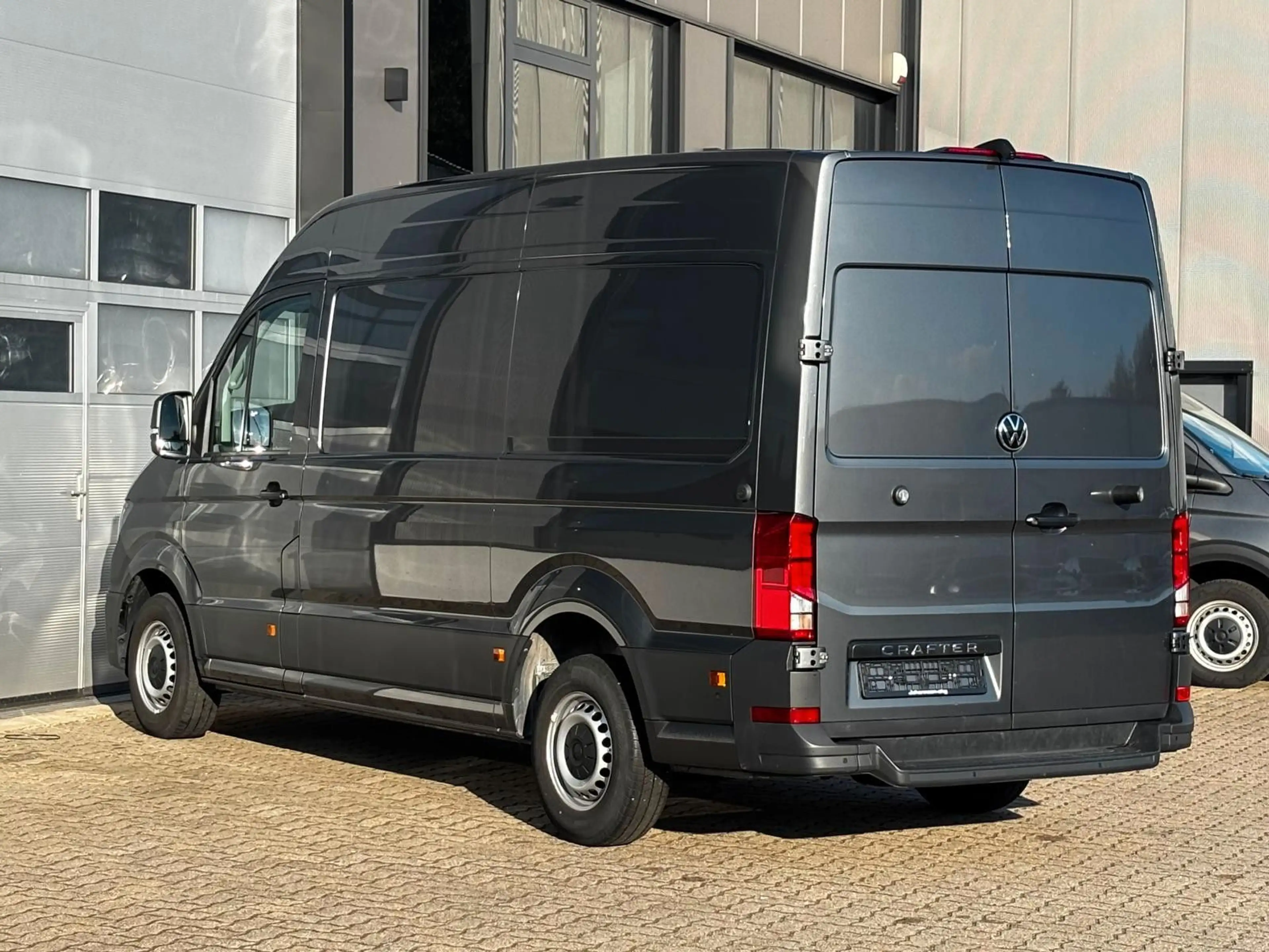 Volkswagen Crafter Kasten 35 MR Hoch RFK/NAVI/5.J.GARANTIE — photo 6