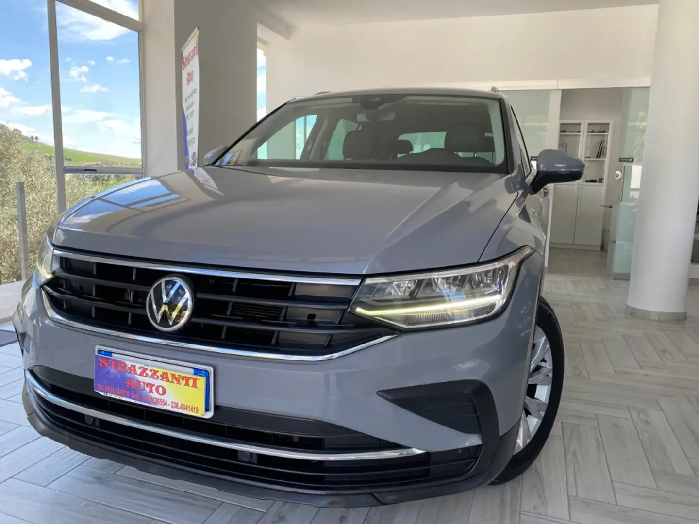 Volkswagen Tiguan 2.0 TDI 150 CV SCR DSG Elegance Grigio - 2
