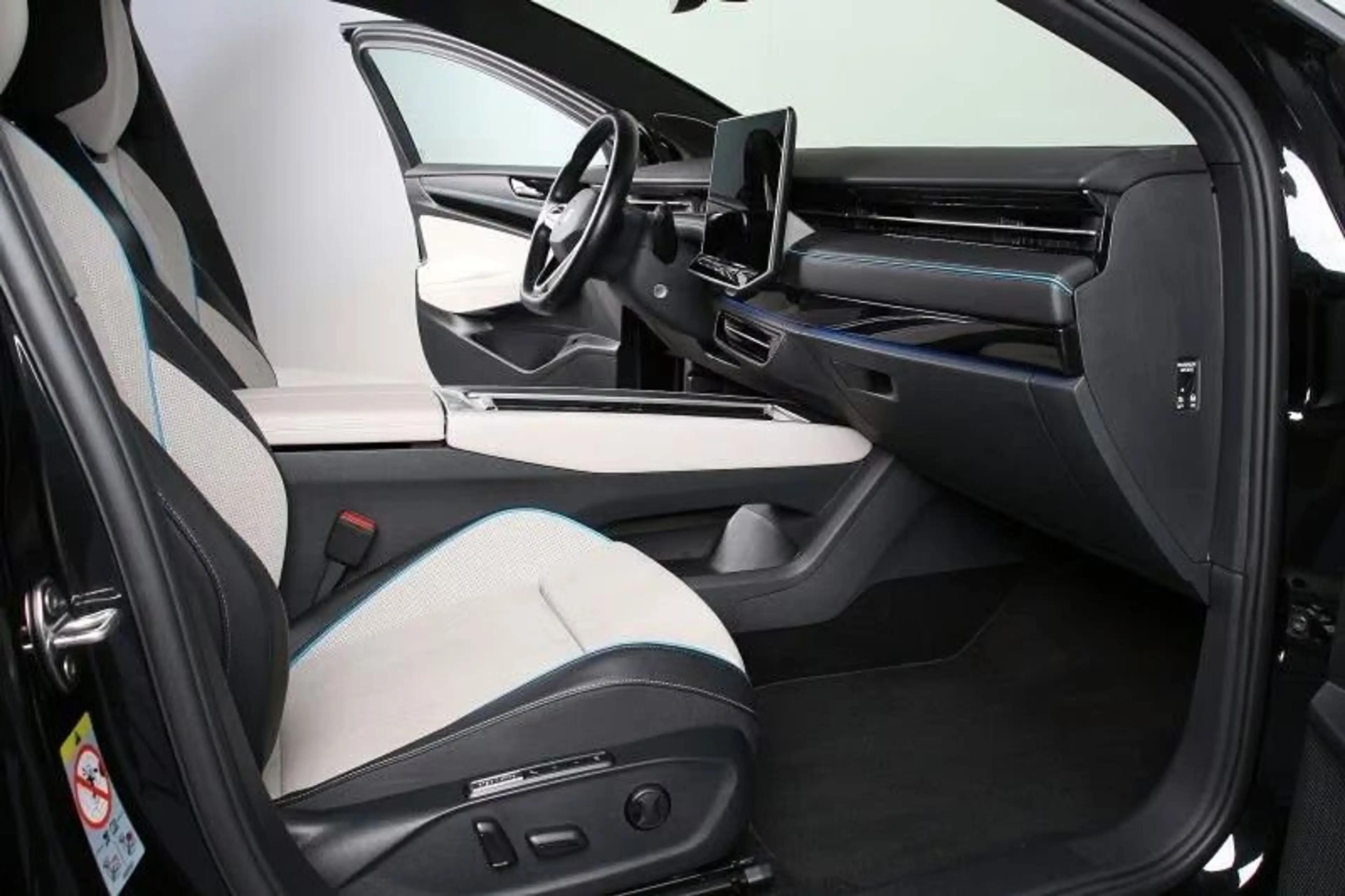 Volkswagen ID.7 Pro Exterieur-Interieurpaket Plus 20Zoll — photo 6