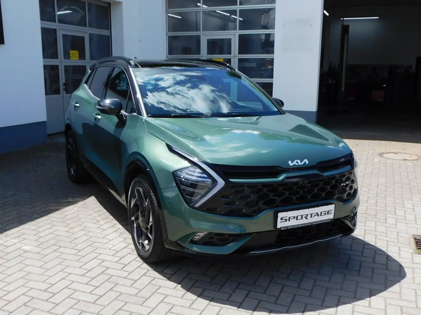 Kia Sportage GT-Line Plug-in Hybrid 4WD Grün - 2