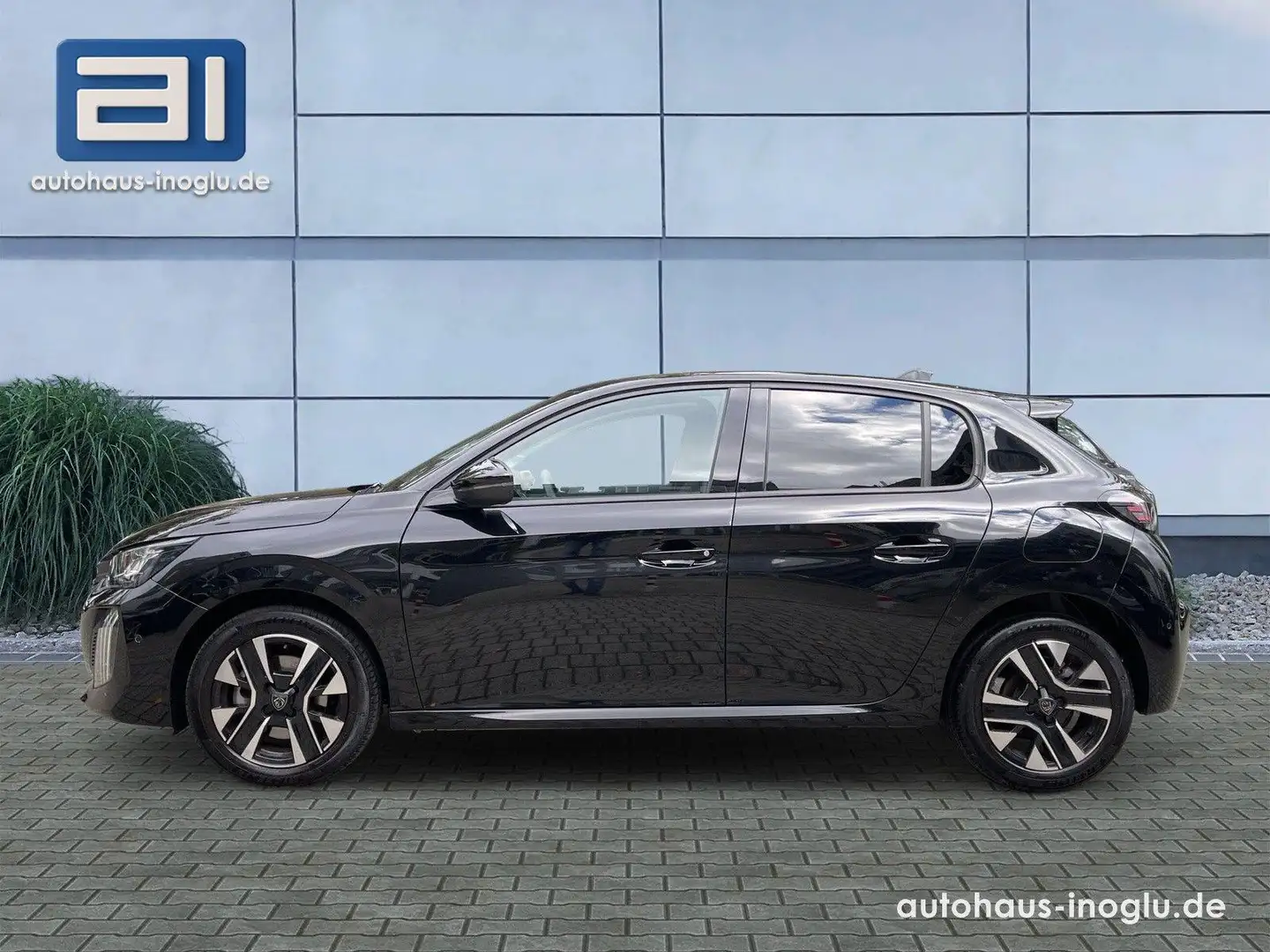 Peugeot 208 Hybrid 100 Allure eDCS6 Multimedia+360° Kam+ Schwarz - 2