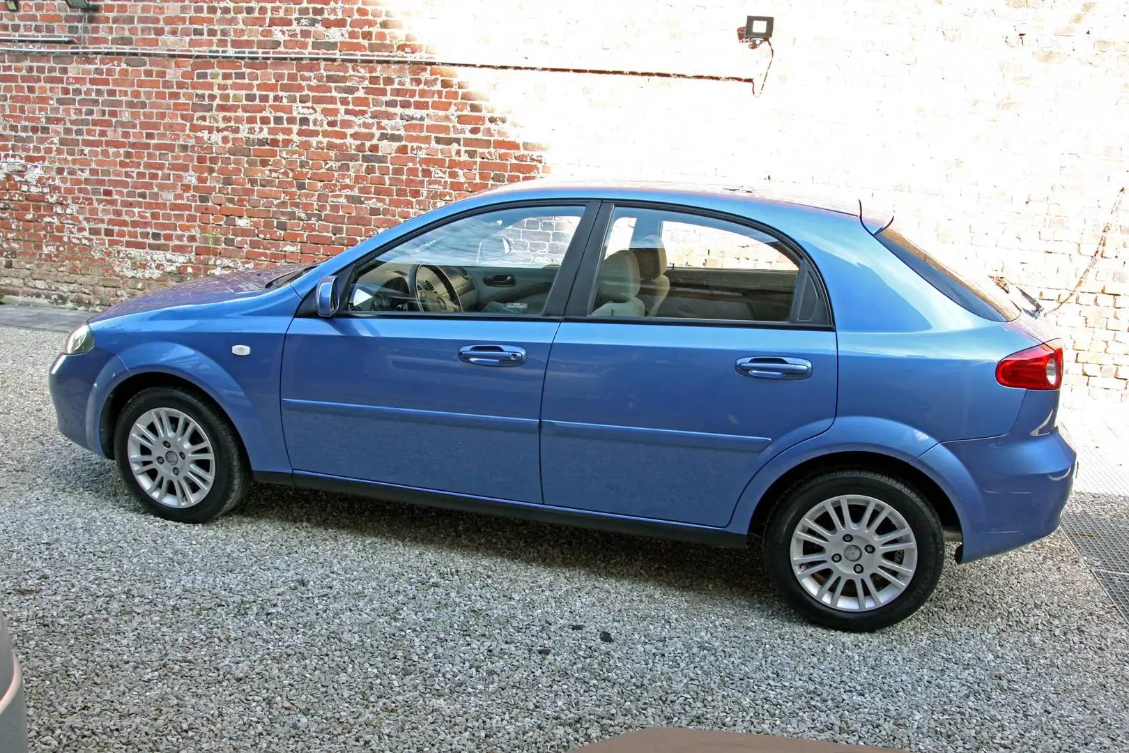Chevrolet Lacetti Lacetti 1.4i 16v SX Blau - 2