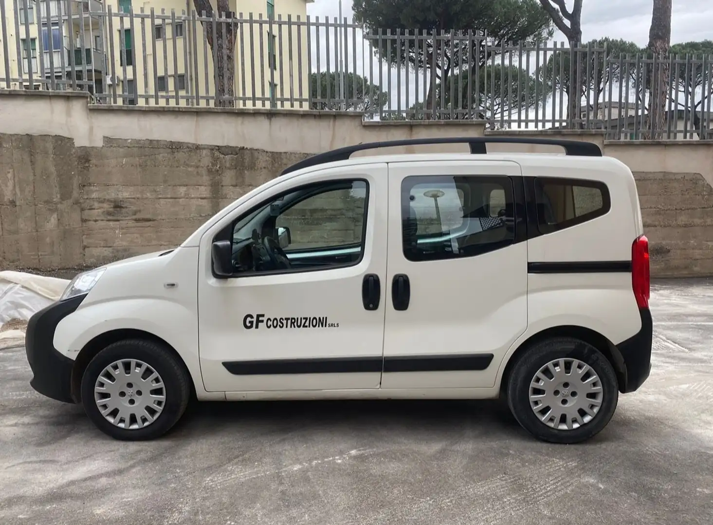 Peugeot Bipper activ - 1