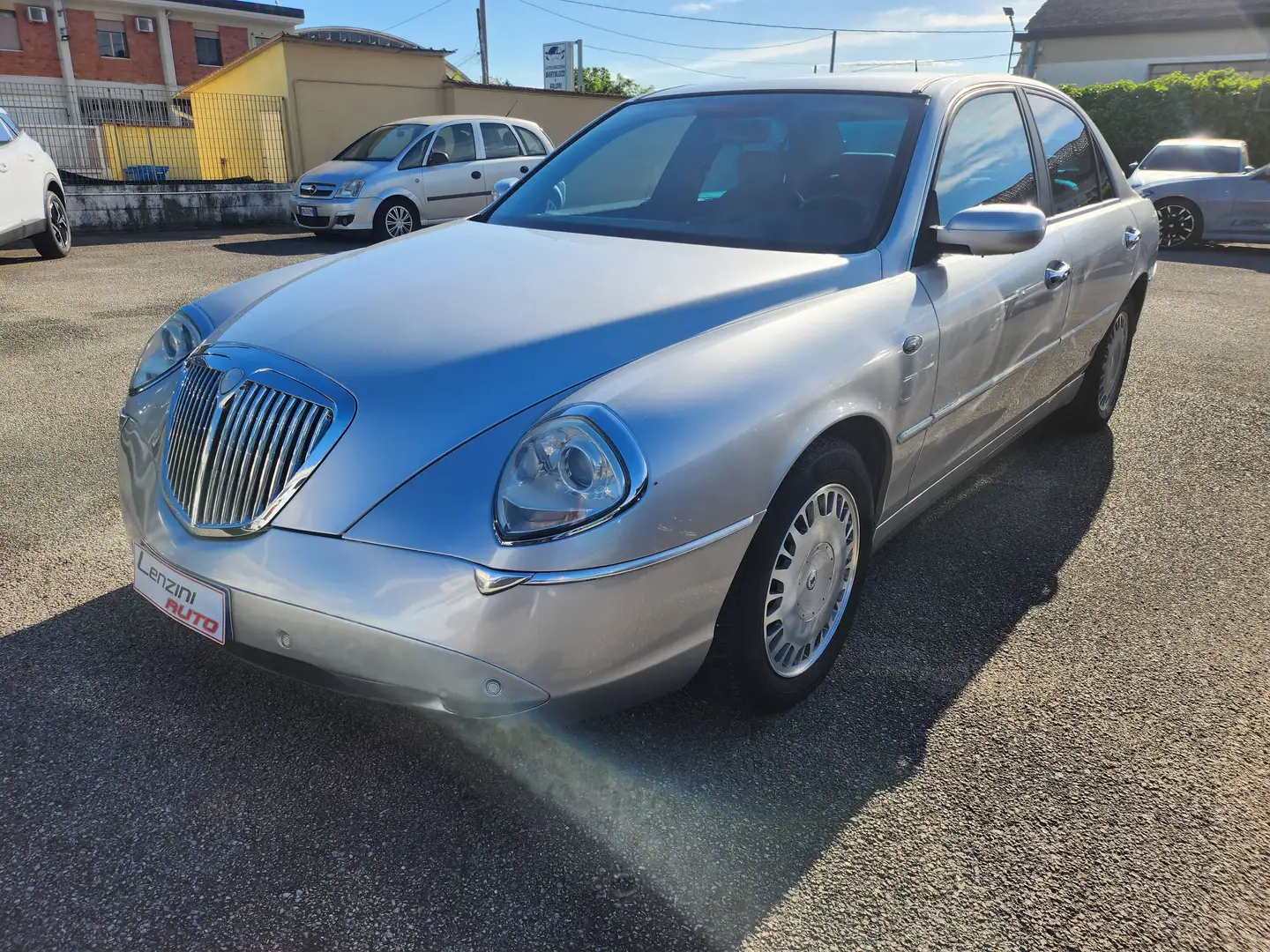 Lancia Thesis Thesis 2.0 turbo 20v Executive Silber - 1
