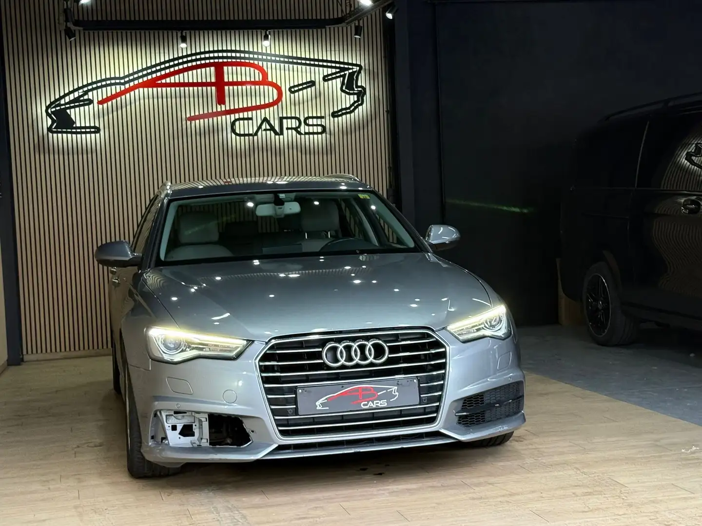Audi A6 2.0 TDi ultra Sport Edition S tronic Grijs - 2