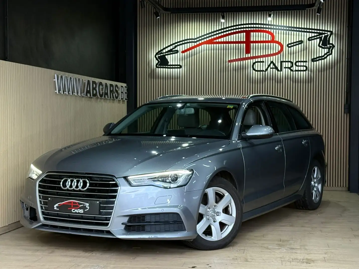 Audi A6 2.0 TDi ultra Sport Edition S tronic Grijs - 1