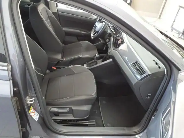 Volkswagen Taigo view 5