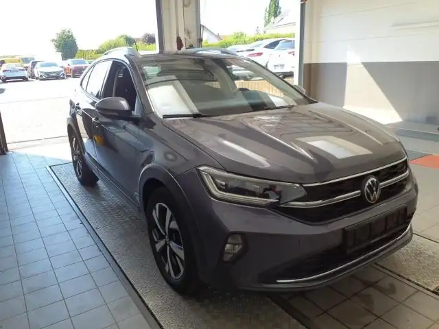 Volkswagen Taigo view 2