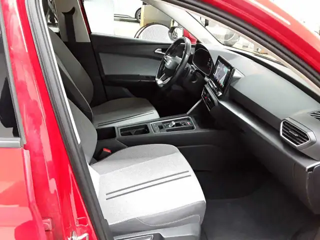 Seat Leon view 8