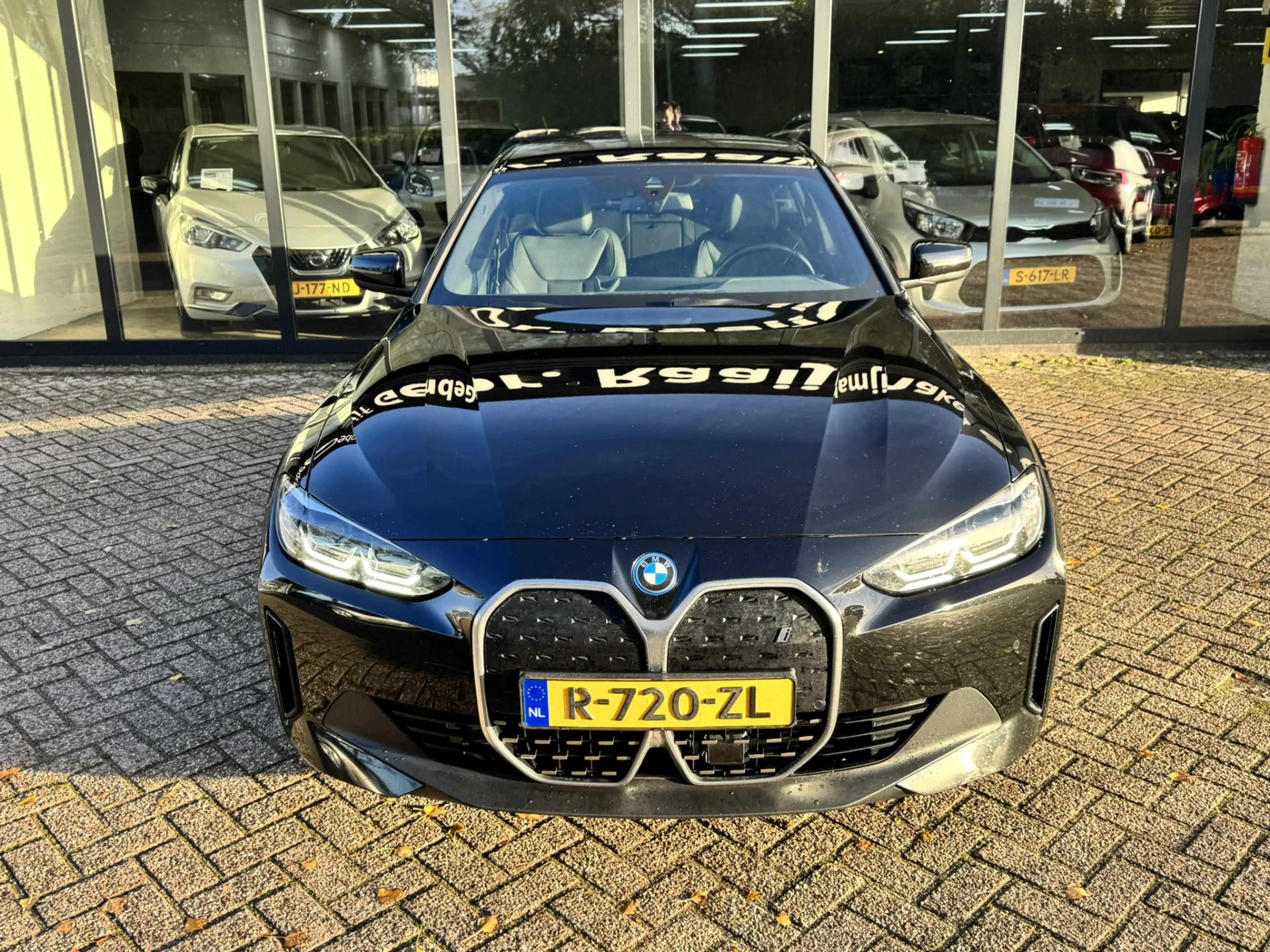 BMW i4 eDrive40 84 kWh*93%SOH*Leder*Navi*Camera*EXPORTPRI — photo 3