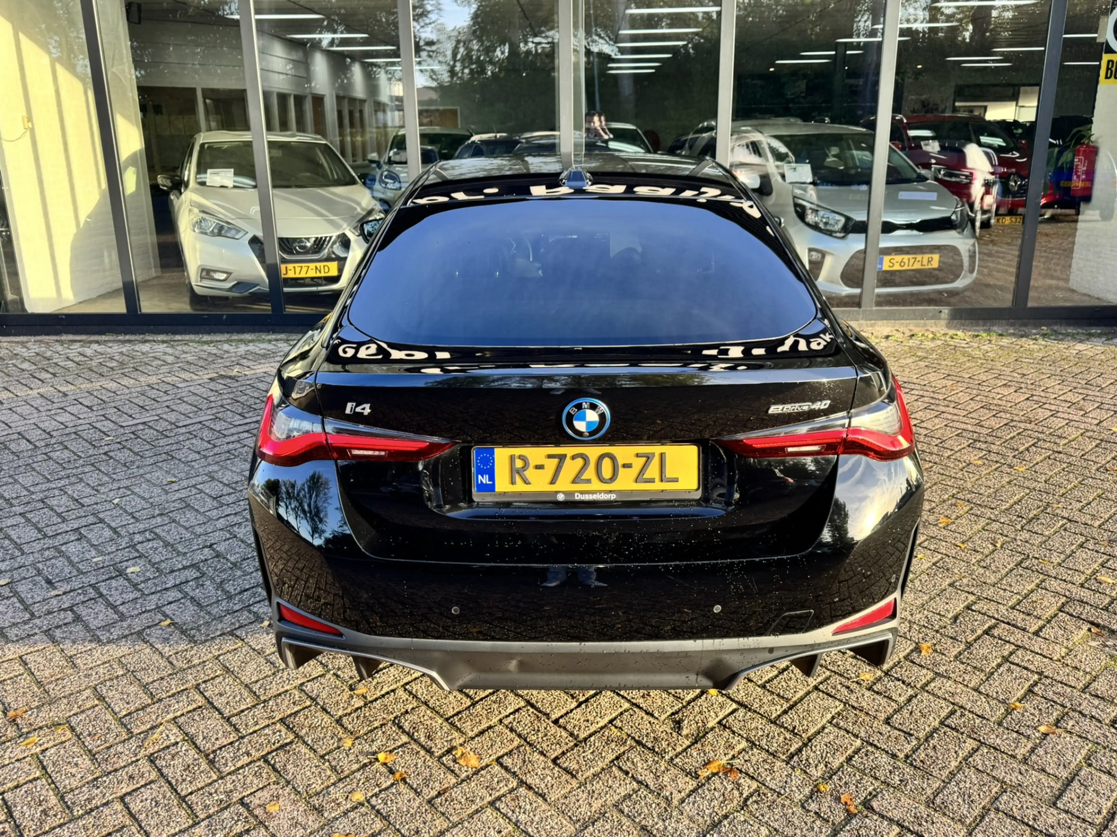BMW i4 eDrive40 84 kWh*93%SOH*Leder*Navi*Camera*EXPORTPRI — photo 14