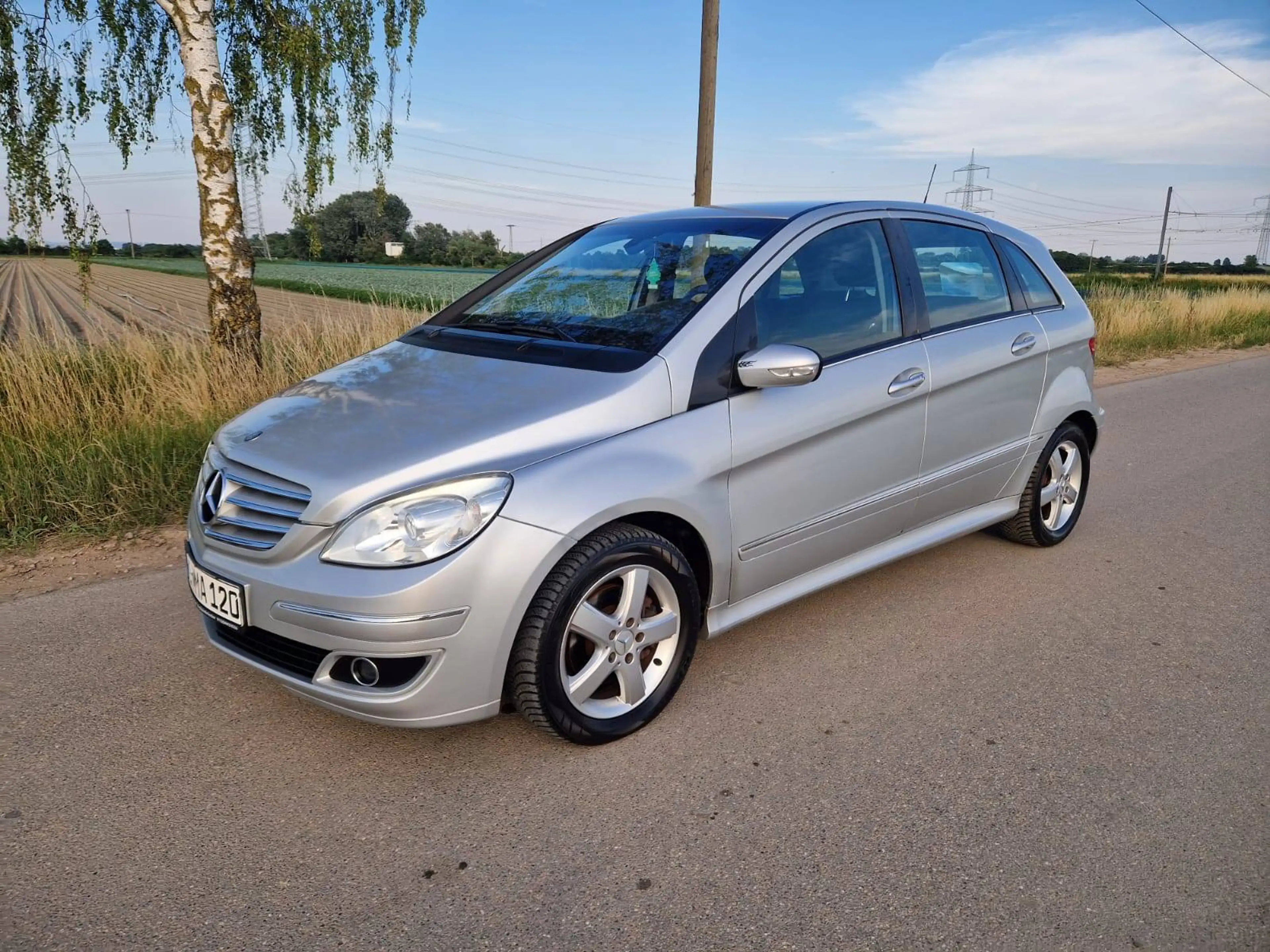 Mercedes-Benz B 200 B-Klasse,Automatik,Klima,Alu,TÜV,104tkm,TOP,ZV, — photo 2