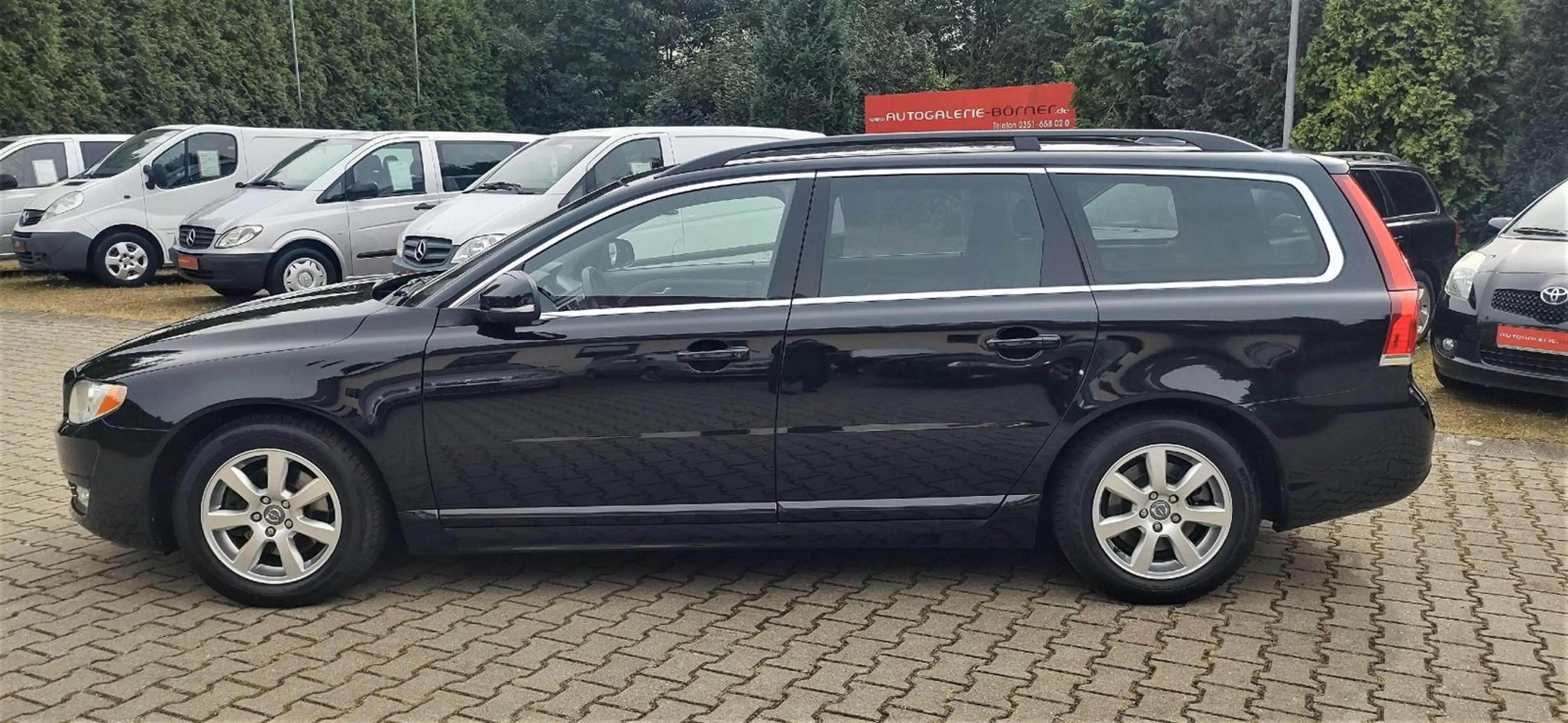 Volvo V70 D2 Automatik  Standheizung AHK  Zahnriemen n — photo 2