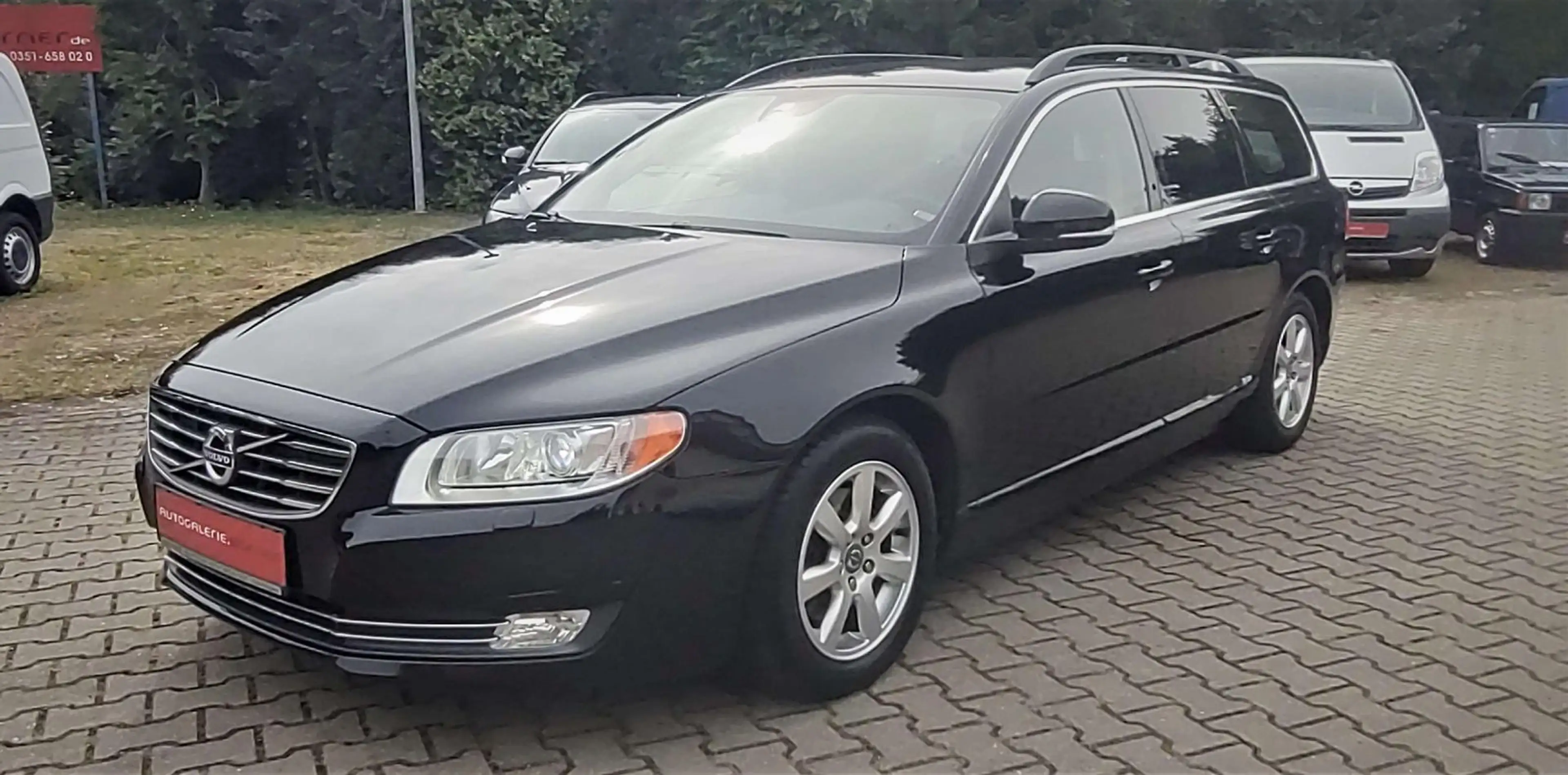 Volvo V70 D2 Automatik  Standheizung AHK  Zahnriemen n — photo 4