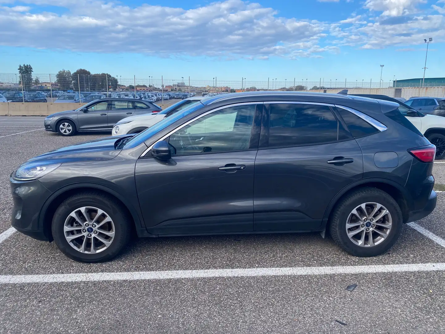 Ford Kuga 2.0 Ecoblue 2wd120cv Autom. TITANIUM-PREZZO REALE! Grigio - 2